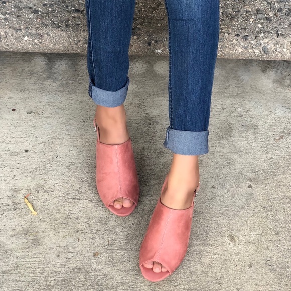 LAST 1 Peep Toe Vegan Suede jeweled Low Block heel - Picture 6 of 8